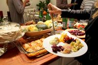 8 Tricks for Clean Eating at Holiday Parties 