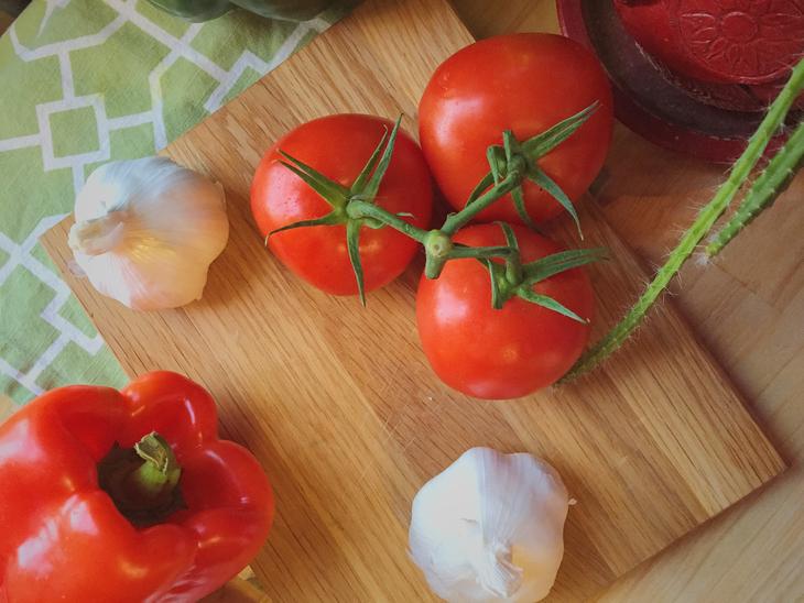 featured image: How to Choose the Best Cutting Board