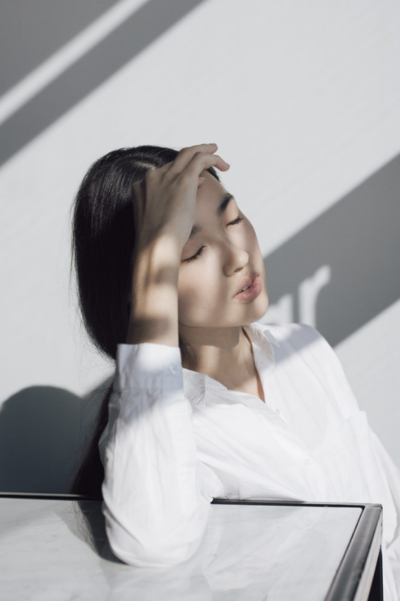featured image: Natural Remedies for Headaches and Migraines