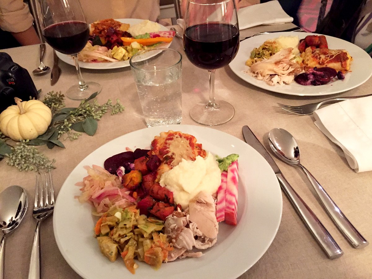 8 Rules for Clean Eating at Holiday Parties | Branch Basics